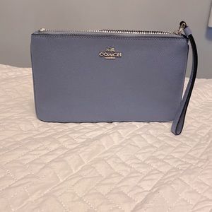 COACH Pebble Leather Zip Top Wristlet